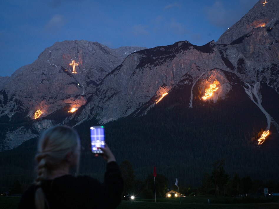 Bergfeuer | © Tiroler Zugspitz Arena