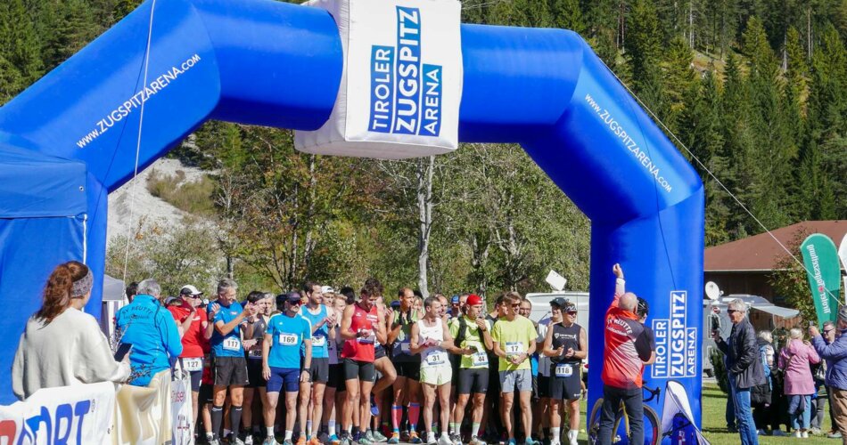 Menschen am Start | © Tiroler Zugspitz Arena/Zotz Lea