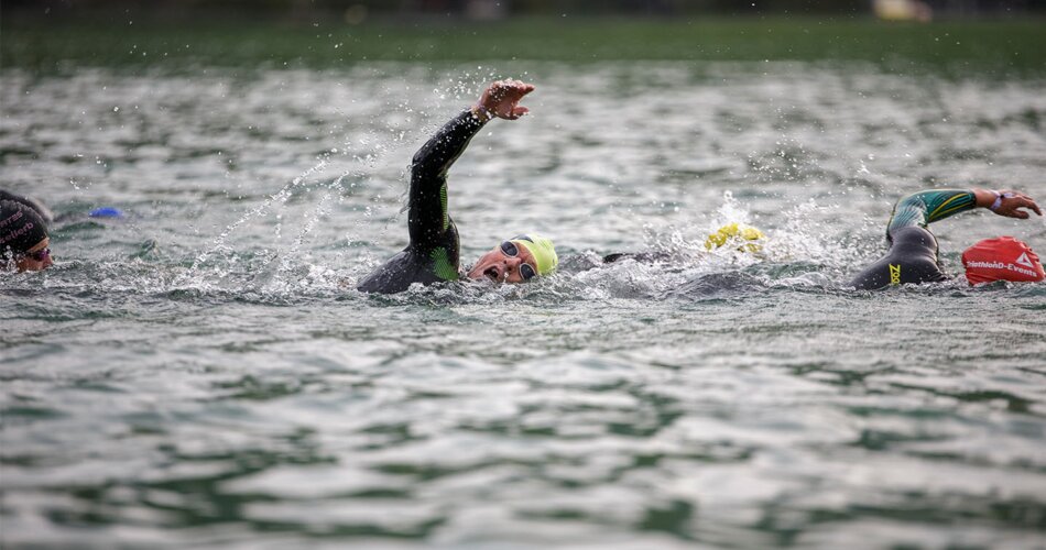 People swimming in a sporty way | © WAPICS - Andreas Willdoner