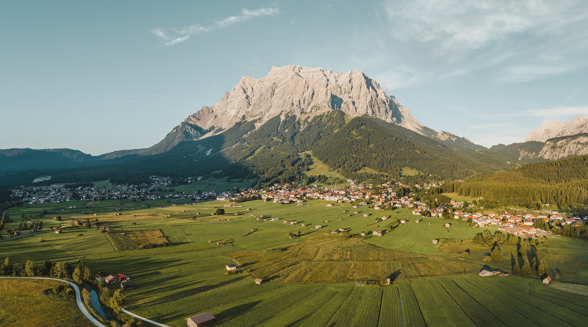 The village of Ehrwald and the Zugspitze | © Tiroler Zugspitz Arena/ Sam Oetiker
