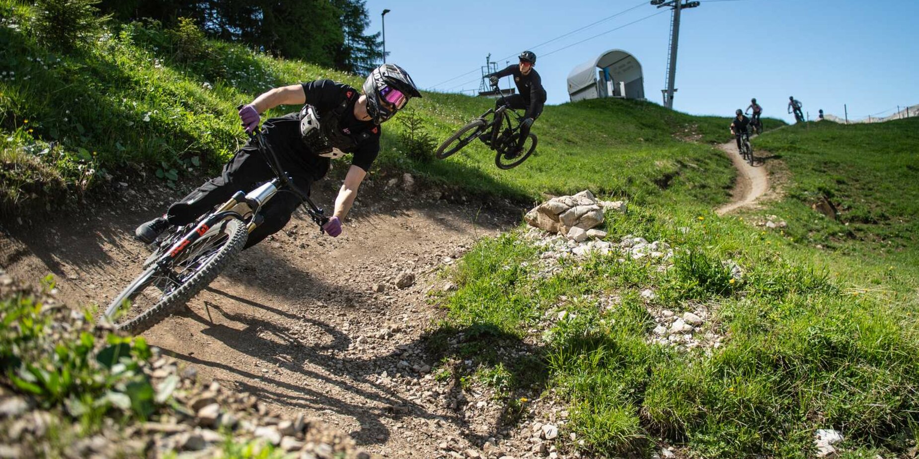 Cyclist on a downhill trail | © Tiroler Zugspitz Arena/Nikola Radovic
