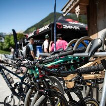 Many bicycles | © Tiroler Zugspitz Arena/Nikola Radovic