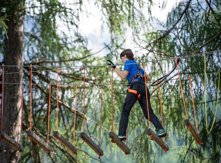Man on the rope | © Tiroler Zugspitz Arena/Nikola Radovic