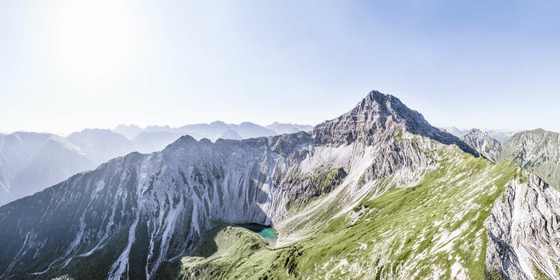 Lake in the mountains | © Tiroler Zugspitz Arena/Valentin Schennach