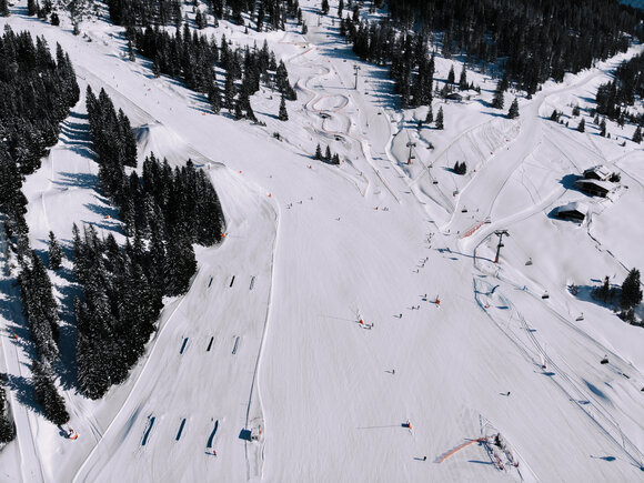 A drone shot of the Ehrwalder Alm ski resort