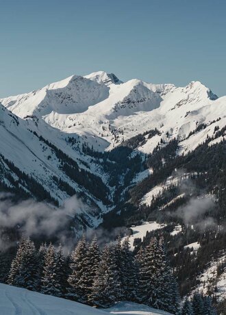 A wintry mountain panorama | © Tiroler Zugspitz Arena/Oetiker Sam