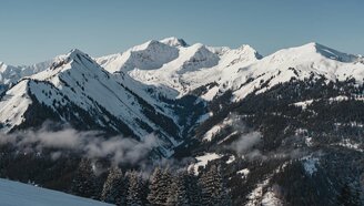 Ein winterliches Bergpanorama | © Tiroler Zugspitz Arena/Oetiker Sam