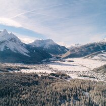 Winter panorama with the villages of Ehrwald, Lermoos and Biberwier | © Tiroler Zugpitz Arena/ Oostenrijk TV