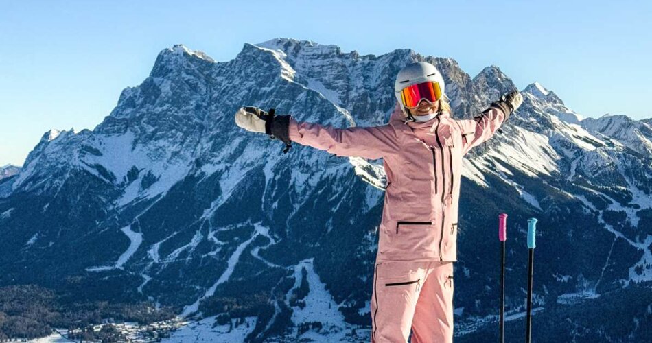 Frau im Schnee | © Snowplaza