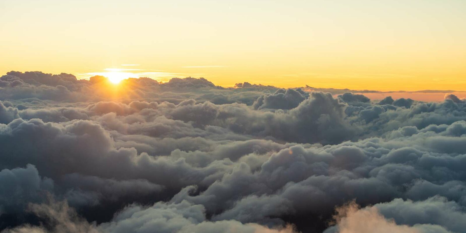 Clouds and the setting sun | © Tiroler Zugspitz Arena/Nikola Radovic