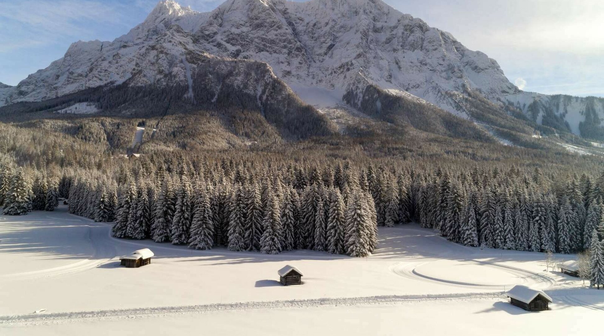 The Zugspitze in winter with snow | © Tiroler Zugspitz Arena/ Oostenrijk TV
